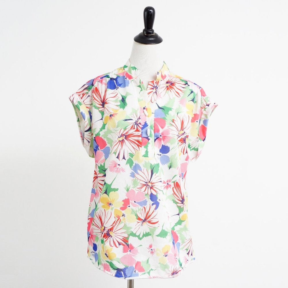 SALE Vintage 70s Short Sleeve Floral Print Mandarin Collar Blouse M